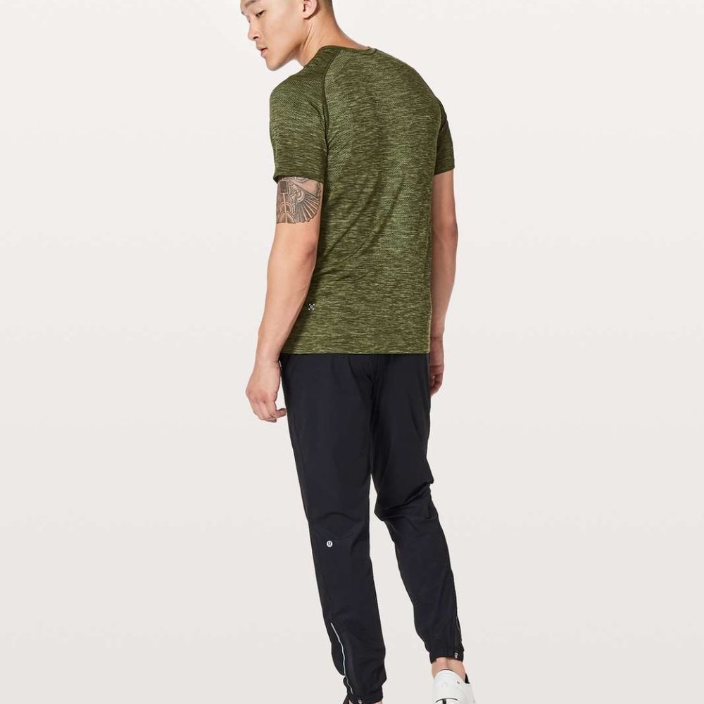 Lululemon Metal Vent Tech Short Sleeve Green Twill / Dark Olive Size Large - Picture 3 of 14